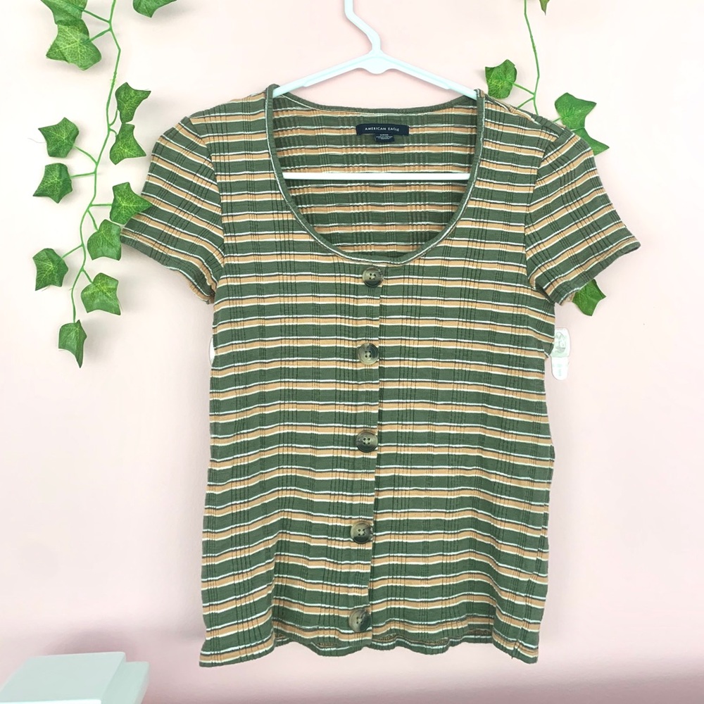 🐝 3/$20!! Ribbed Tee